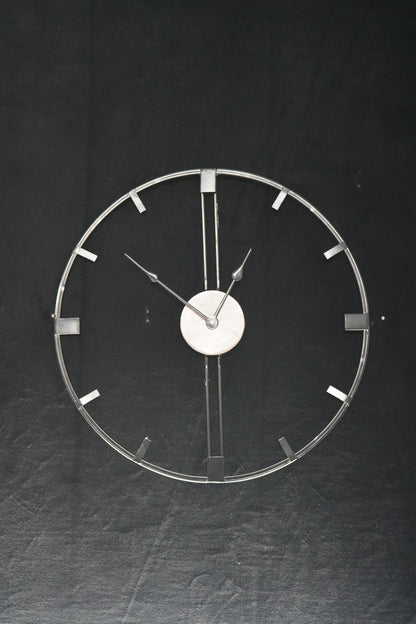 Minimal Edge Wall Clock