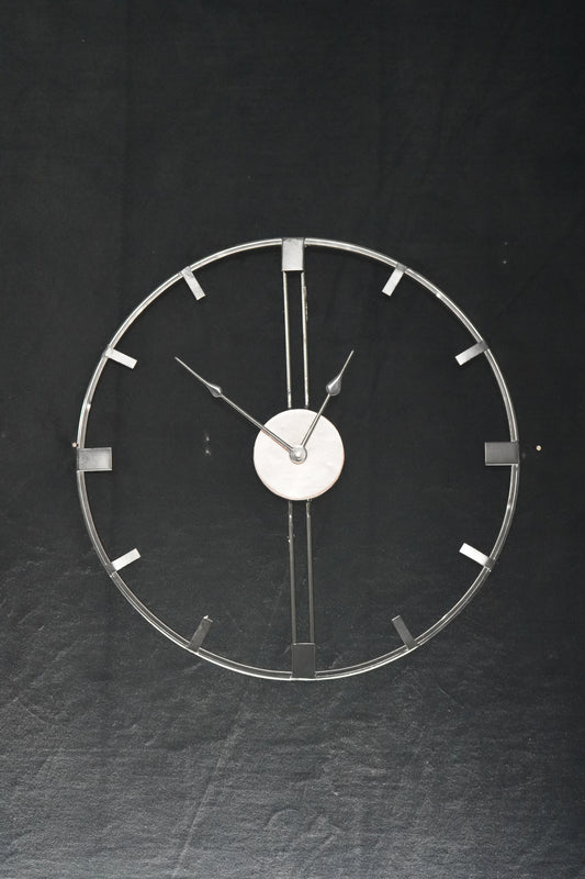 Minimal Edge Wall Clock
